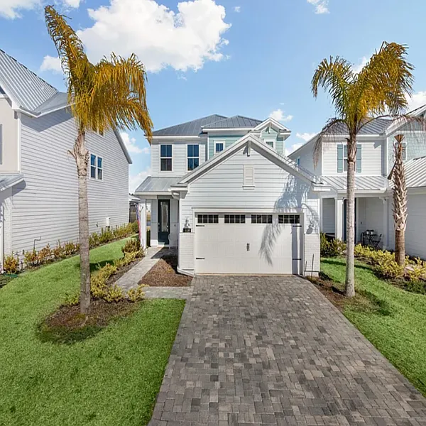 409 Clifton Bay Loop