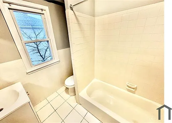 1830 E Riverside Dr #2 — Photo 11