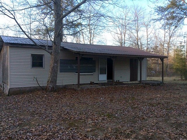 2nd image of 245 High Flats Rd