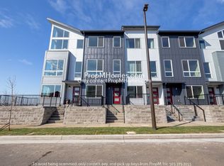 17157 SW Woodpecker Ln, Beaverton, OR 97007