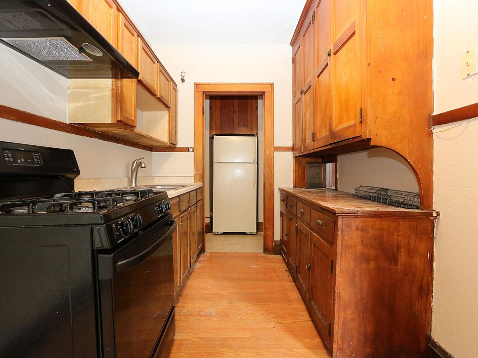1st image of 3617 12th Ave S APT 3