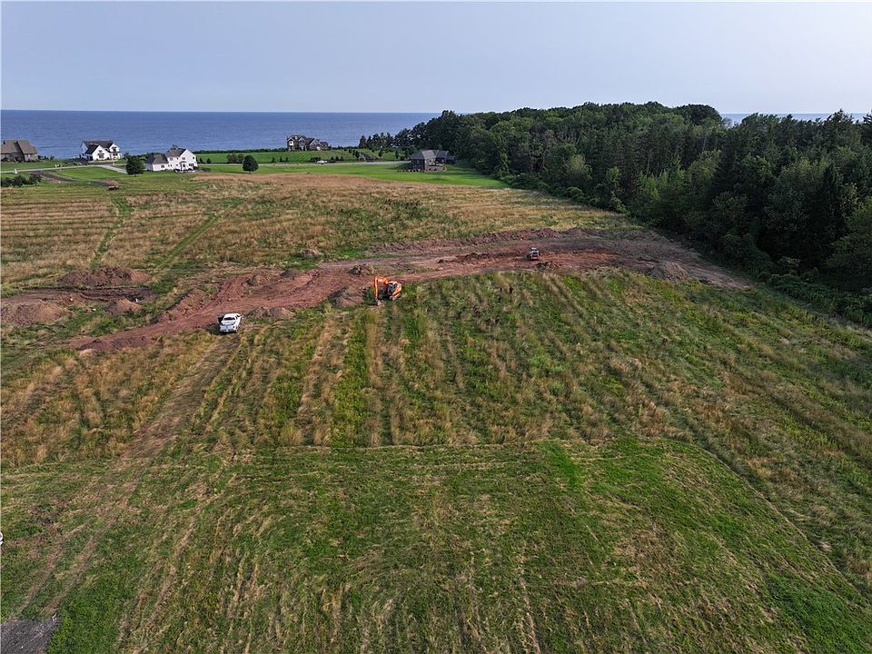 1st image of 14 Lake Rd