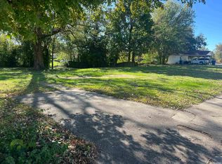 117 E Centennial Ave, Boonville, IN