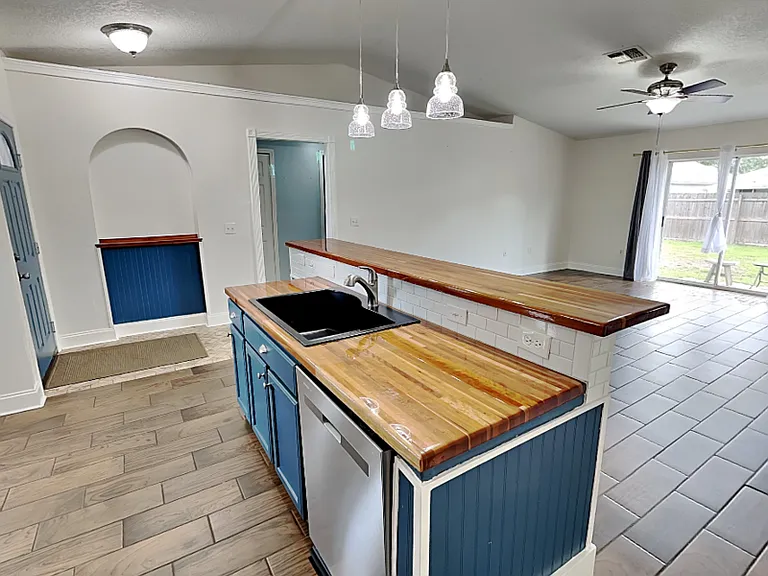 3512 Stonefield Dr — Photo 9