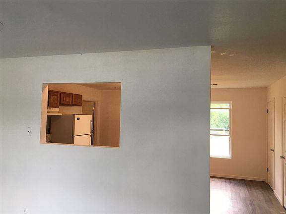 5th image of 38 Highland Dr