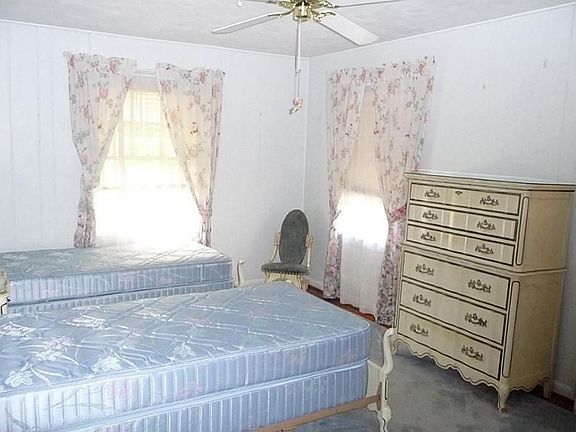 5th image of 8520 Baker Dr