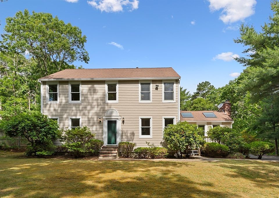 1st image of 48 Livingston Dr