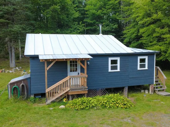 777 Tenney Pond Road, Newbury, VT 05051