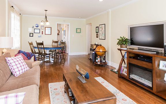 5th image of 6133 N Keeler Ave