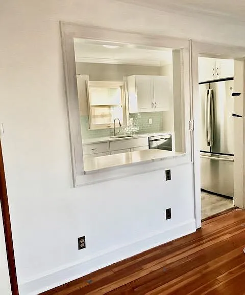 147 Astor Ave — Photo 11