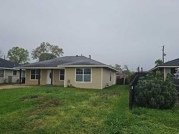 2nd image of 13029 Orleans St