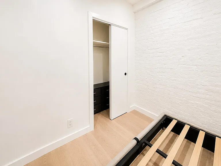 280 Mulberry St #4D — Photo 6