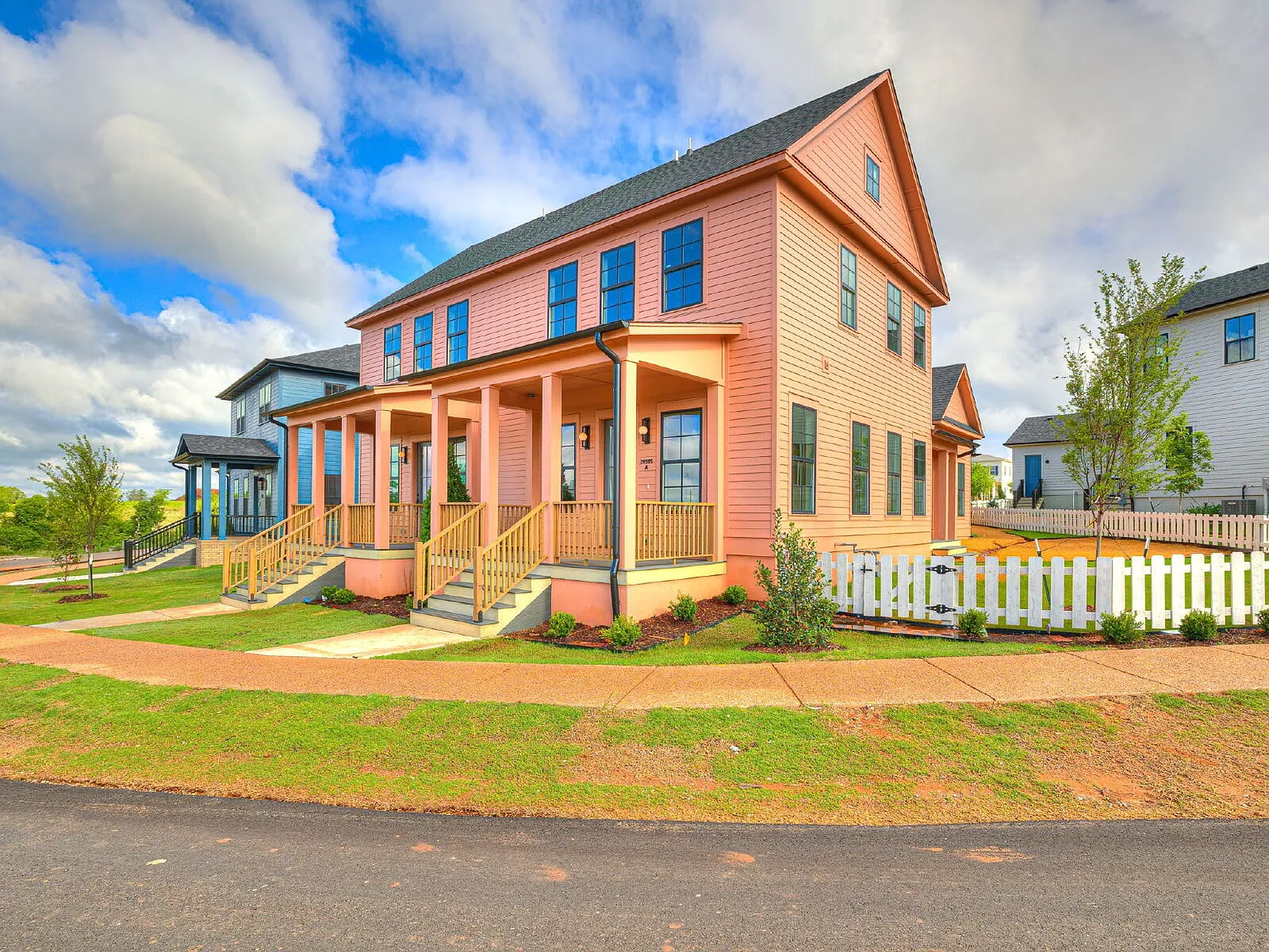3 bed, 3.5 bath, 1788 sqft, $2,750 — Photo 2
