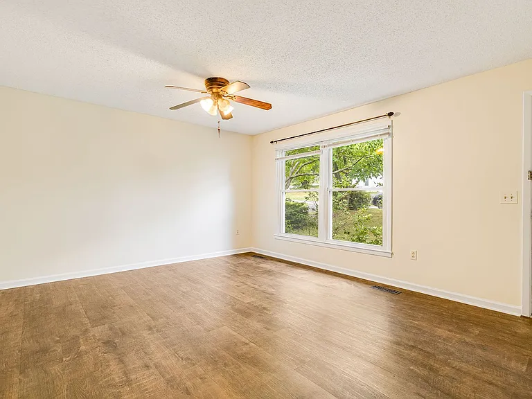 67 Cub Rd — Photo 3