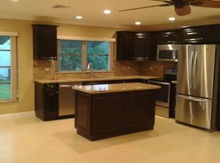 8720 NW 10th St, Plantation, FL 33322