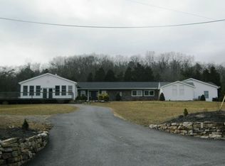 425 Groover Dr, Winfield, PA 17889