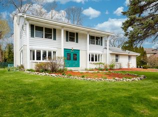 3815 Arroyo Rd, Brookfield, WI 53045