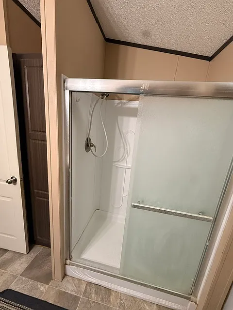 1 bed, 840 sqft, $1,550 — Photo 4