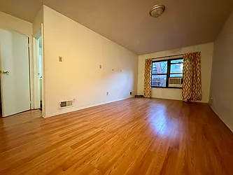 Rented by JB Mac Real Estate Inc.