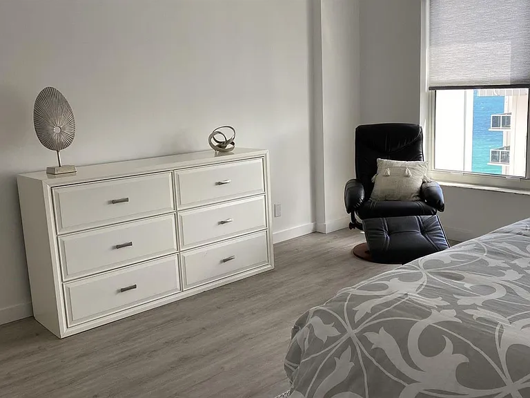 3750 Galt Ocean Dr #1803 — Photo 13