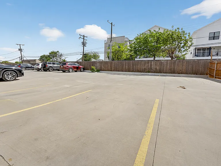 2519 McCart Ave — Photo 32