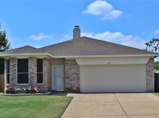 6355 Stonewater Bend Trl, Fort Worth, TX 76179