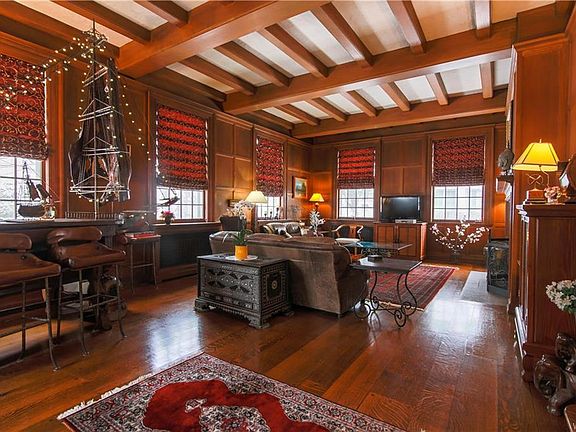5th image of 45 Tudor Pl