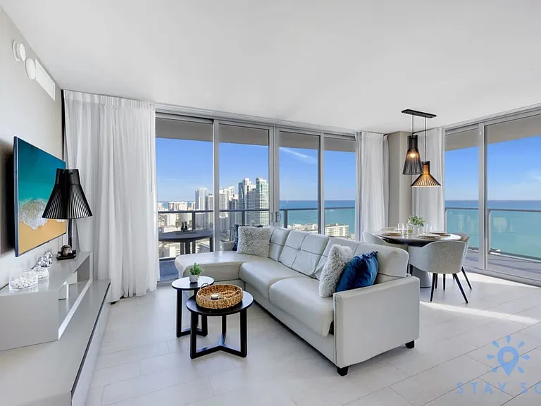 4010 S Ocean Dr #ID1227390P — Photo 4