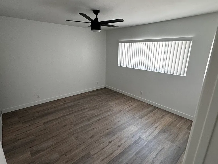 11611 Darlington Ave #13 — Photo 13