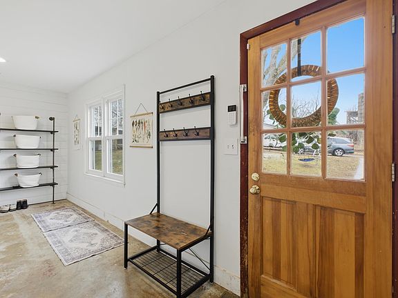 5th image of 2073 Hawkinson Rd