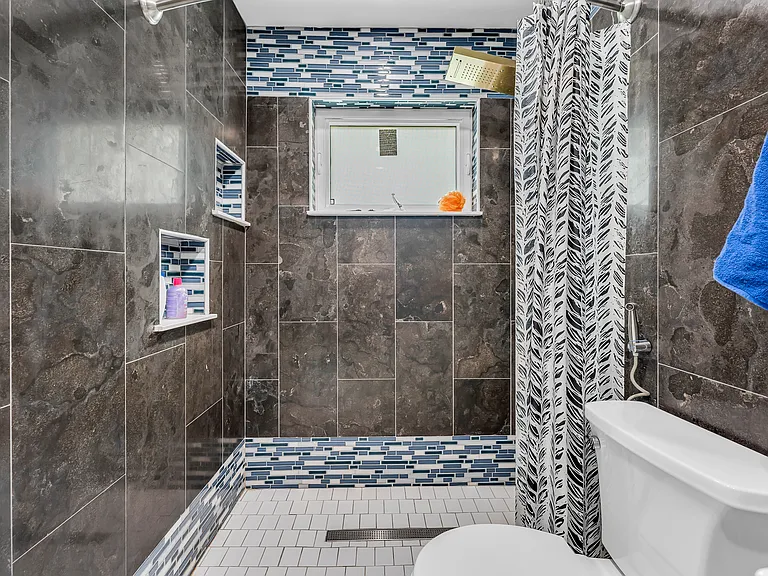 4010 NW 5th Ave #4010 — Photo 10