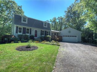 140 Tillinghast Rd, Coventry, RI 02827