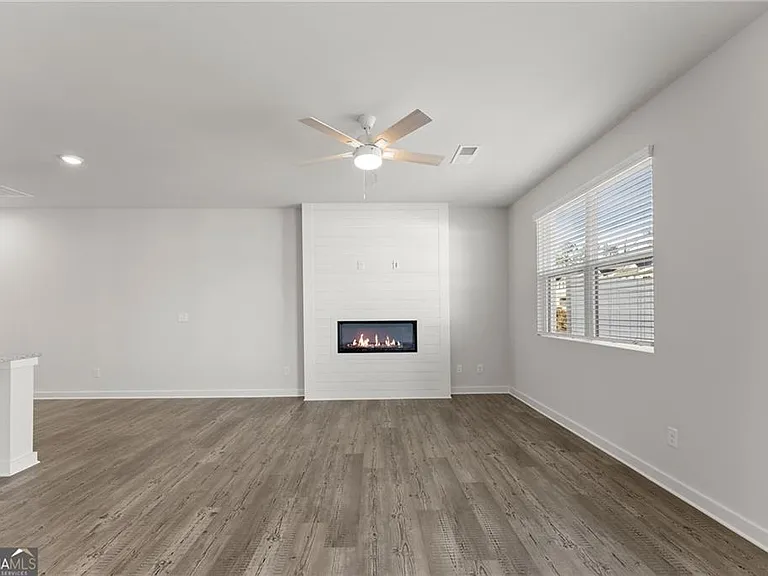 1922 Westwind St — Photo 12