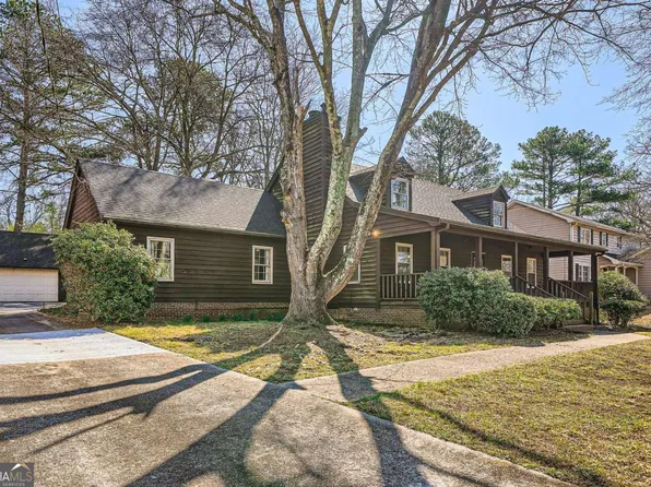 4722 Bexley Dr, Stone Mountain, GA 30083