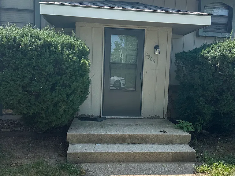 2504 SW Jackson St #2506 — Photo 2
