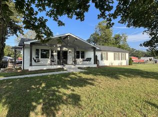 2147 Bearden Rd, Clarksville, TN 37043