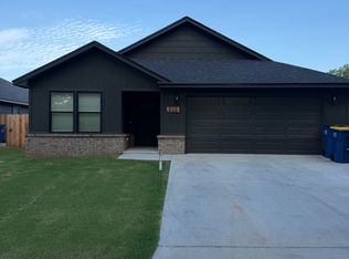918 N Lewis St, Stillwater, OK 74075