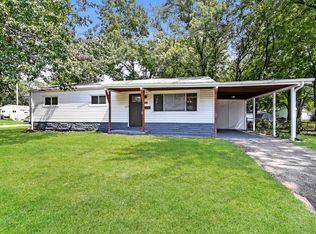 1200 S Waterford Dr, Florissant, MO 63033