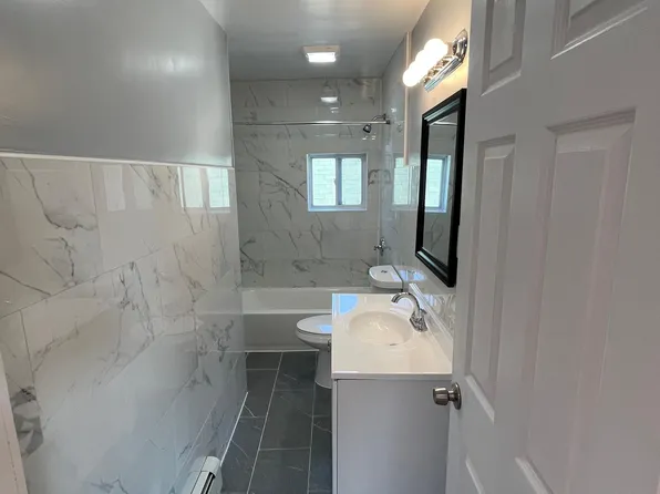 236 19th Ave #3, Paterson, NJ 07504