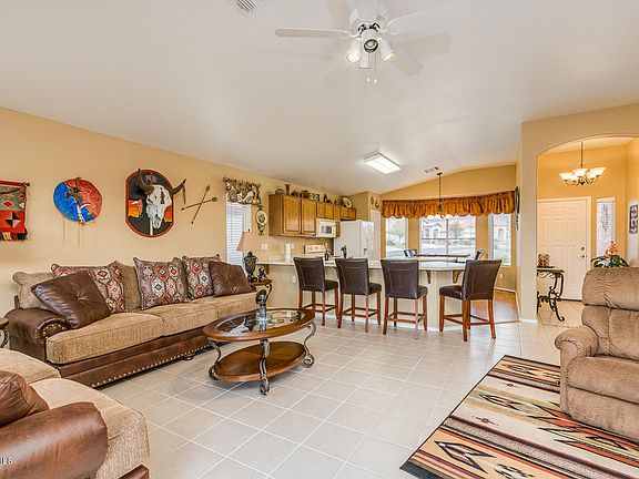 3rd image of 9013 E Rainier Dr