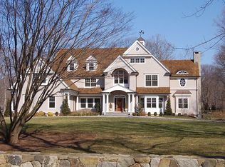 998 Burr St, Fairfield, CT 06824