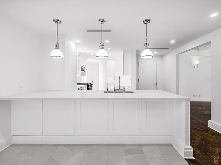 1085 Park Ave #3B — Photo 8