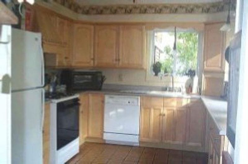 4th image of 242 MAPLE Lane