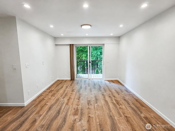 5th image of 14605 34th Street NE #h19