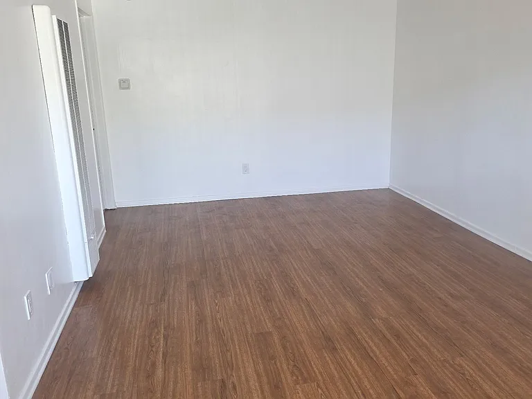 931 S Trident St #B — Photo 19