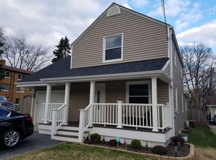 616 S Jefferson St, Lockport, IL 60441