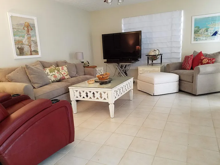 7462 SE Jamestown Ter — Photo 7