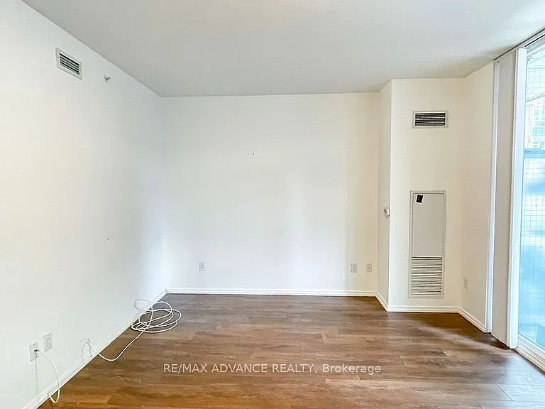 45 Charles St E #503 — Photo 6