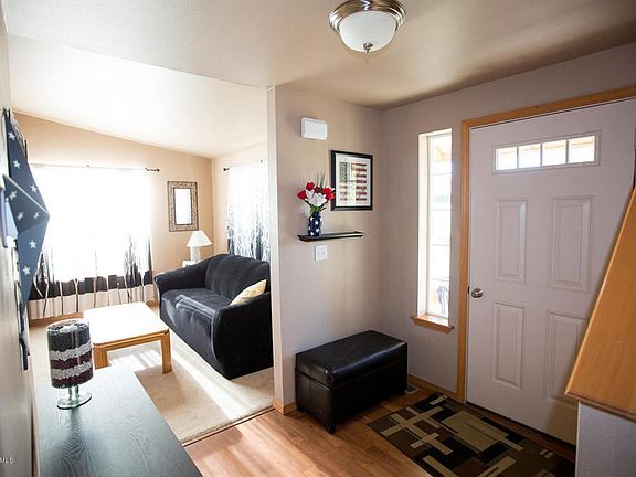 Entry to Living Room