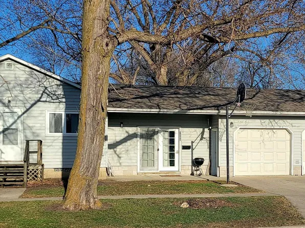 1065 Allen Ave, Garner, IA 50438